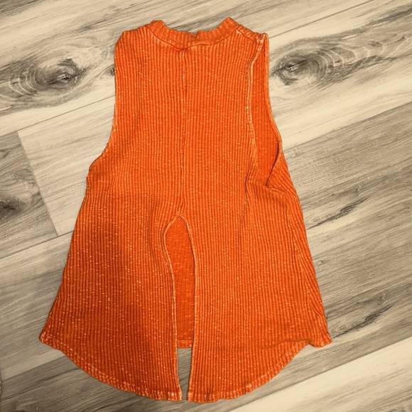 Altar’d State orange top with slit in back - Picture 2 of 3